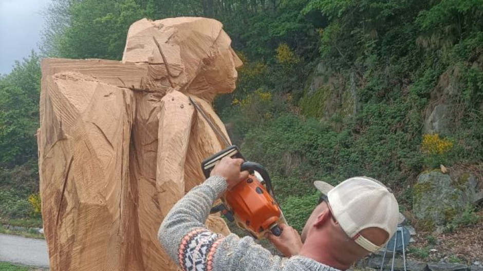 A Campiglia la statua lignea dedicata alla Siunera